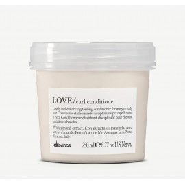 Davines LOVE Curl Enhancing Conditioner for Curly or Wavy Hair 250ml
